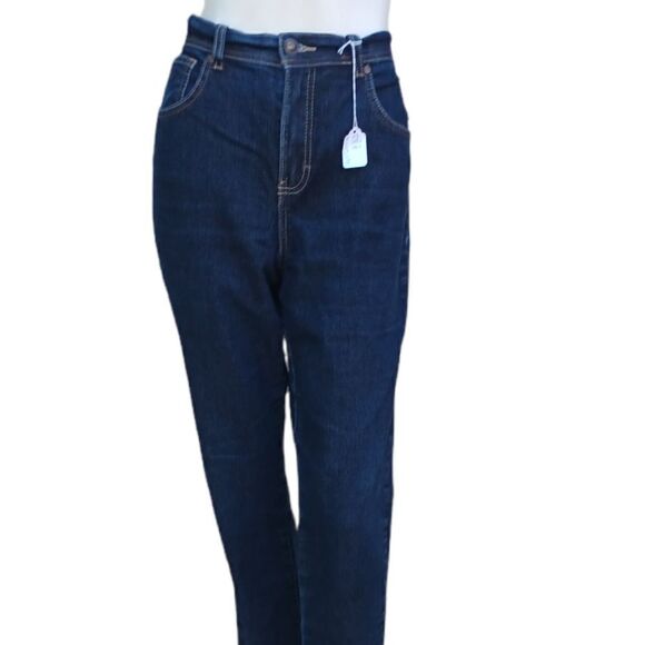 549618.....Gloria Vanderbilt Straight leg Jeans Size 8, W28 27"Inseam 10"Rise - Picture 1 of 5
